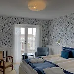 Strandhotellet Hotel
