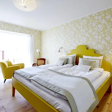 Strandhotellet Hotel 4*