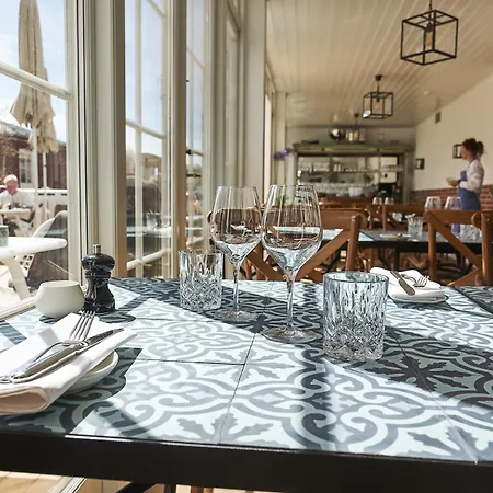 酒店 Strandhotellet 布洛克胡斯