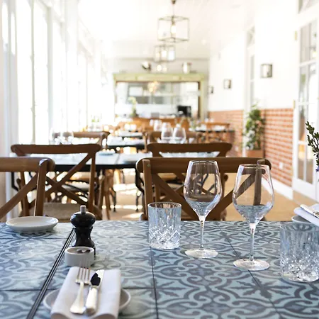 Strandhotellet 布洛克胡斯