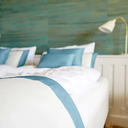 Strandhotellet Hotel 4*
