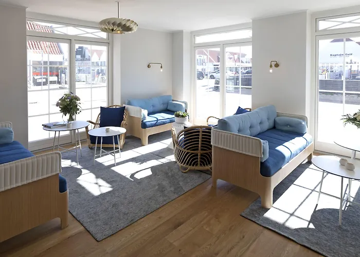 Strandhotellet Hotel 4*